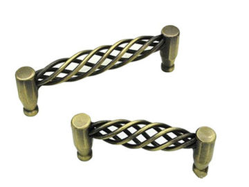 Poignées noires de buffet de cage à oiseaux et matériel en laiton antique de meubles des boutons 96mm